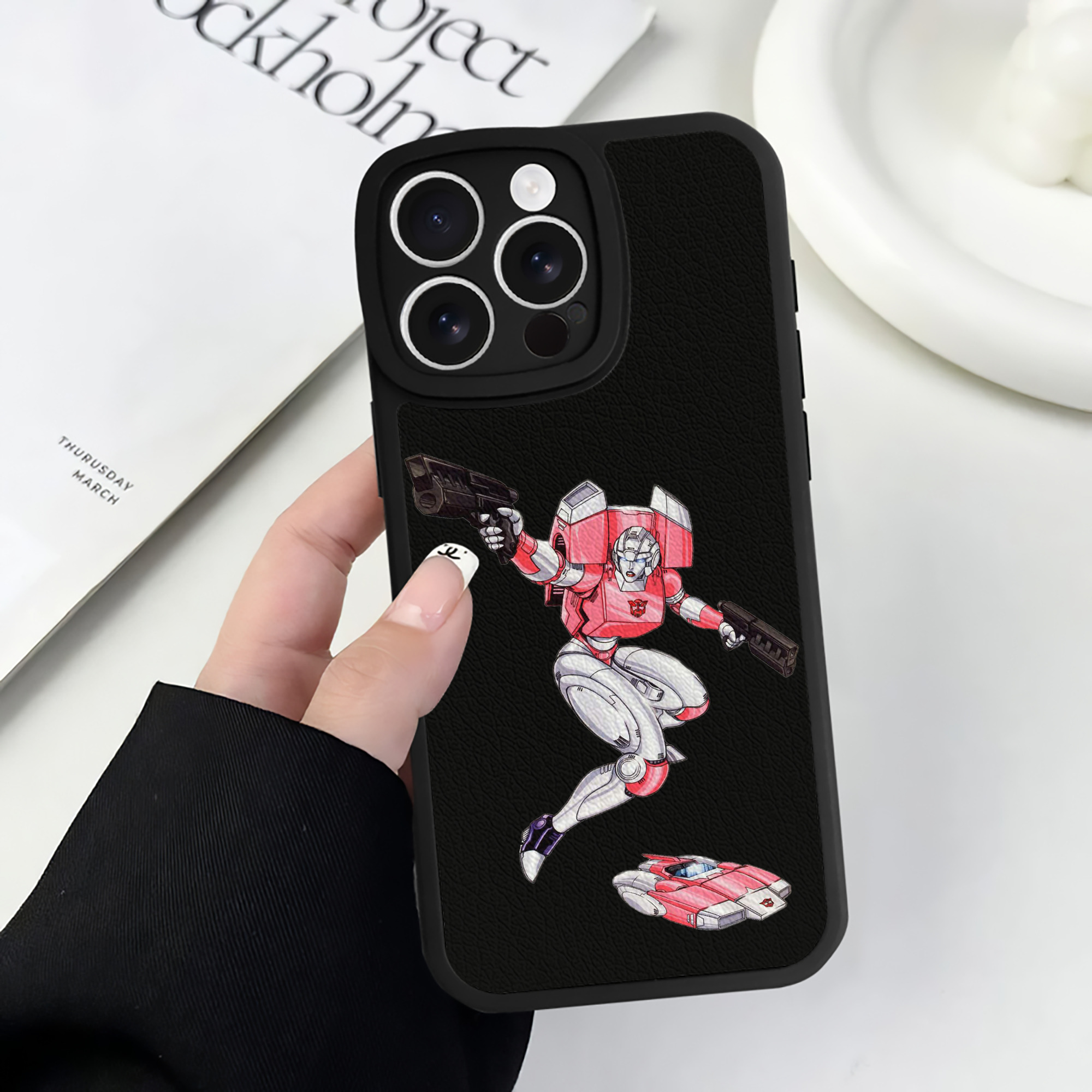 （画像用）  【iPhone 16シリーズ対応】シリコンスマホケース（レザー調） 材質：シリコン